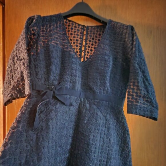 Carolina Herrera Dresses & Skirts - Carolina Herrera Women's Dress size 14